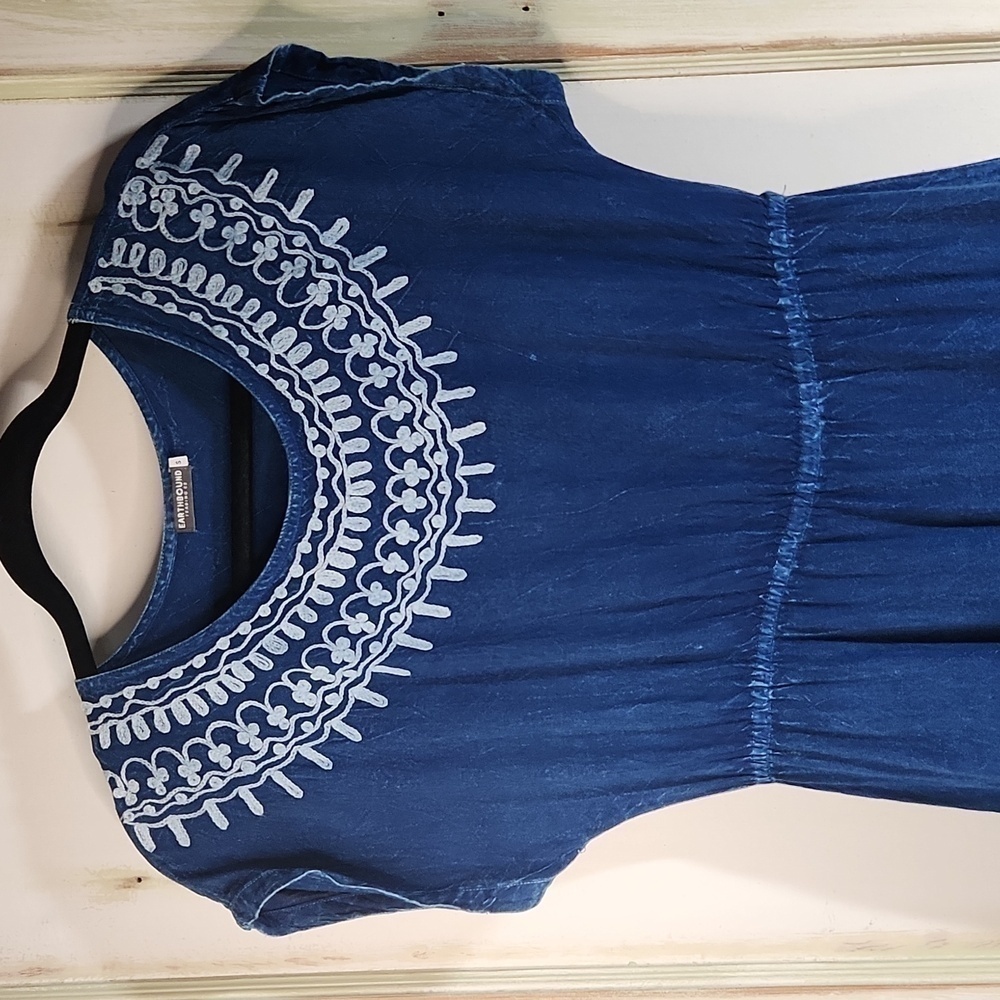 Earthbound Trading Co. Blue Chambray Cowgirl Dress - Sz S, NWOT - Picture 8 of 8
